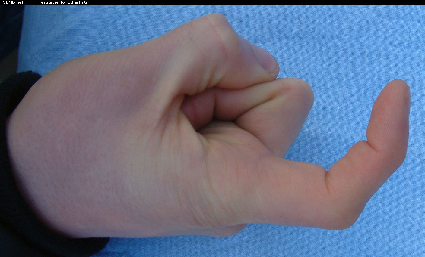 Male Forefinger Bent Left  